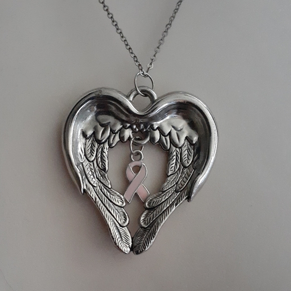 Angel Wings Pendant - Picture 3 of 6